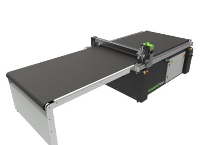 Gunnar Cutting Table