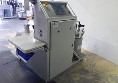 High perfomance 2K injection machine for processing Epoxy