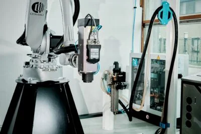 Robot-Based-Solutions-CEAD-AM-Flexbot-2-400x267 (2)