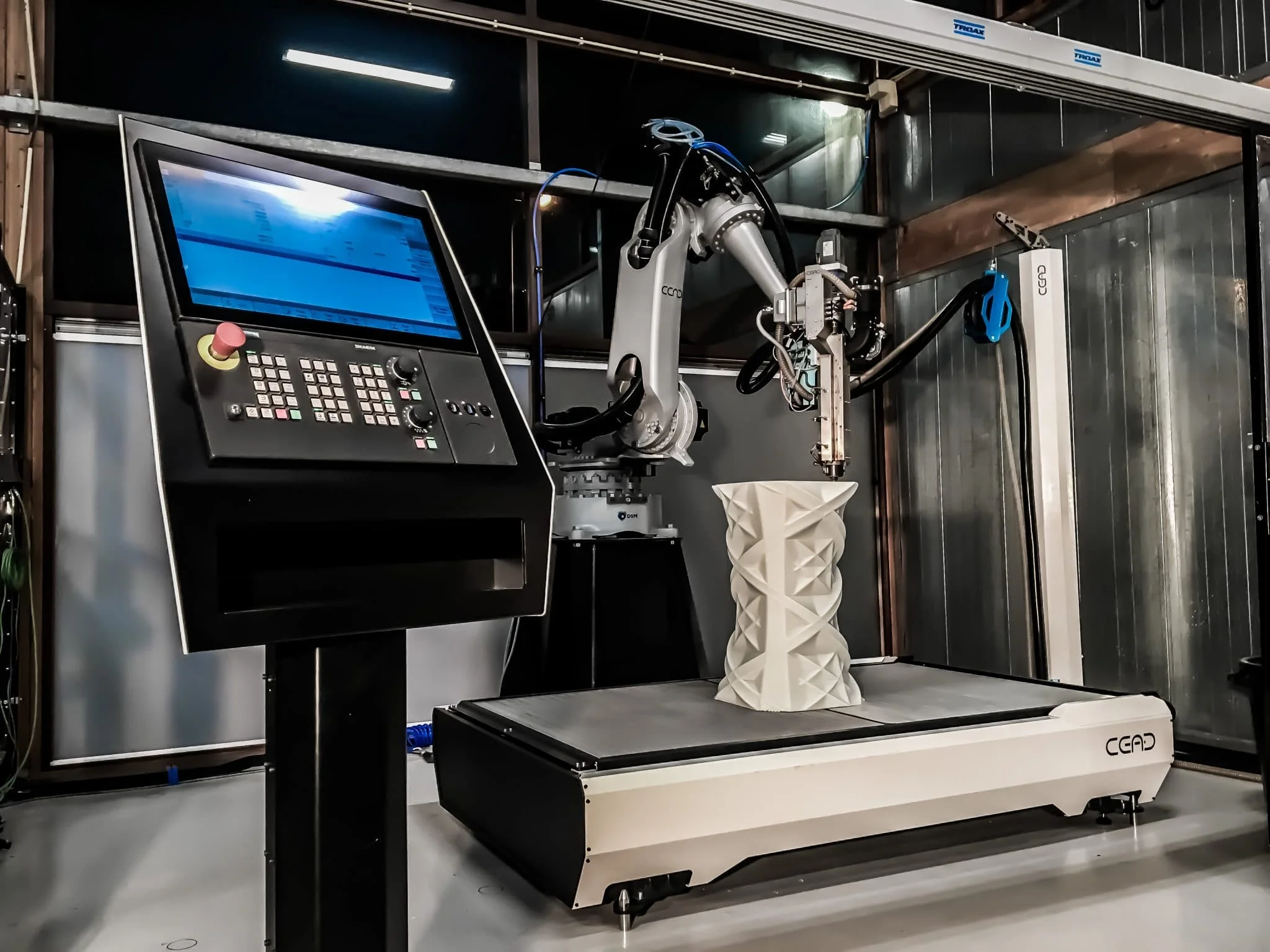 Autometrix Radium Composites Cutting Table